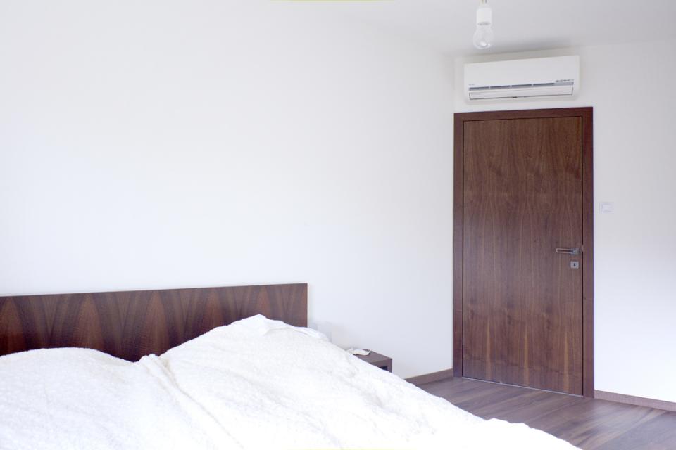 Phoenix fafurnér ajtóink egy budapesti lakásban | Referencia - Ajtóház